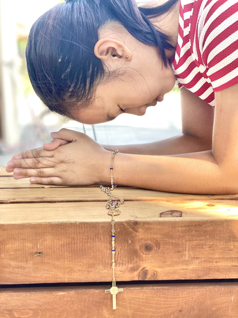 How to Make Your Kids Fall in Love with the Rosary