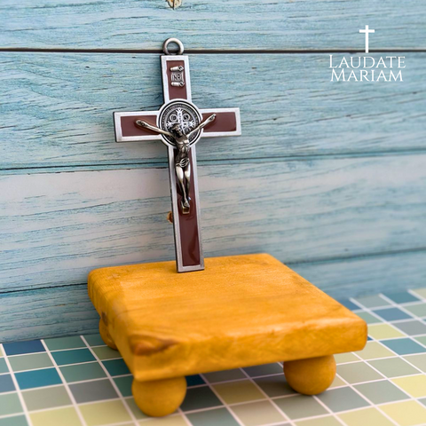 St. Benedict Palm-Sized Crucifix – Brown, Red, & White | Catholic Pocket Cross