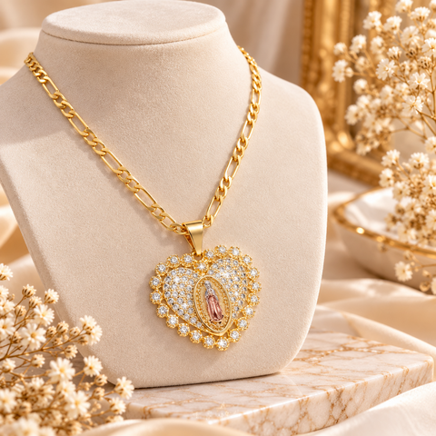Personalized Marian Heart Pendant Necklace – Gold-Plated Stainless Steel